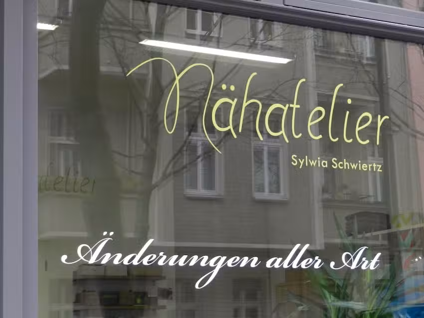 N&auml;hatelier &ndash; &Auml;nderungen aller Art