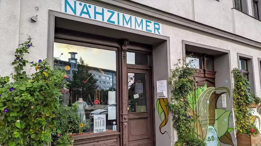 N&auml;hzimmer Halle