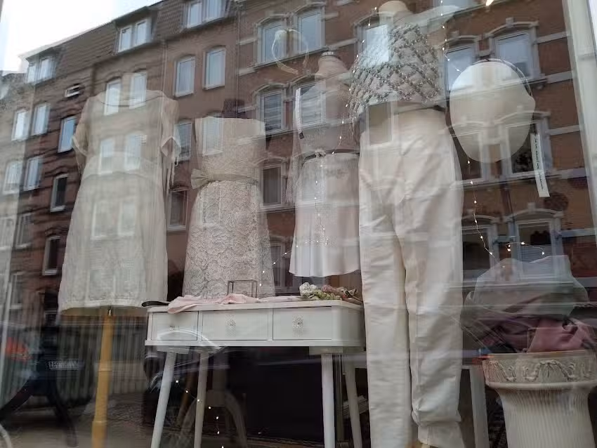 nina clausen &bull; bridal couture