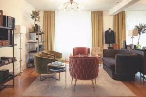 𝐏𝐈𝐕𝐎𝐓 𝐓𝐀𝐈𝐋𝐎𝐑𝐈𝐍𝐆