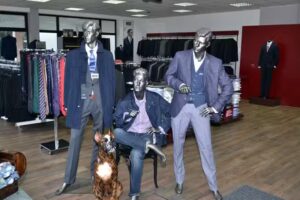 R & R Collection GmbH Mens Fashion