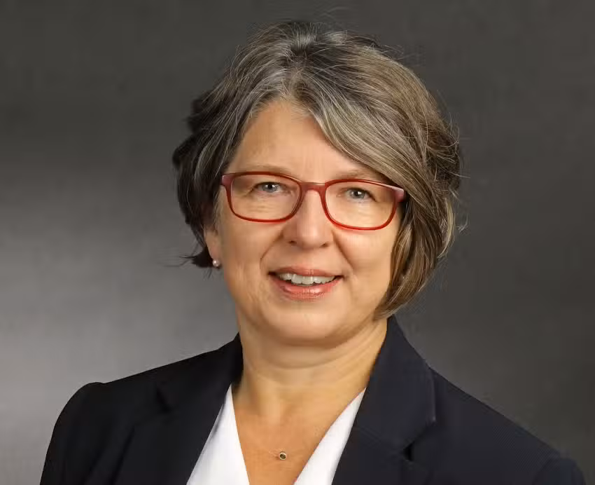 Rechtsanw&auml;ltin Monika Schneider-H&ouml;lzlein