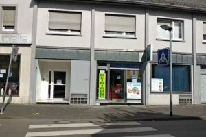 Reinigung & &Auml;nderungsschneiderei Tran