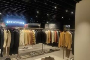 Sandro &ndash; Karstadt Munich oberpollinger