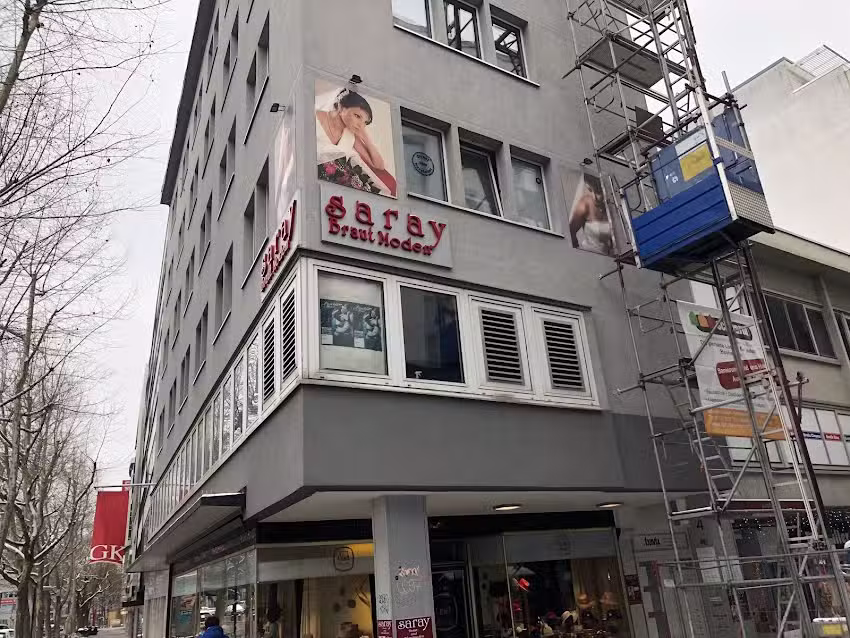 Saray Brautmoden
