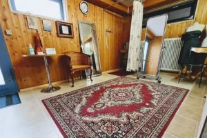 Schneider Atelier Thuy Dang