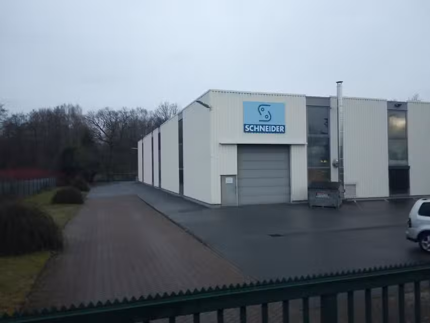 Schneider Fahrzeug- und Containertechnik GmbH