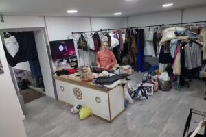 Schneider خياط عربي شيخ الكار أبوعبدو كافة خدمات الخياطة Schneiderei