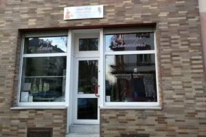 Schneiderei Anna Mode &ndash; Textilien, Pelze und Leder