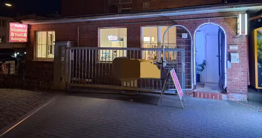 Schneiderei Gardinen- Schuh-Leder-kost&uuml;m-Pelz-Segel-Zattel-Zelt bearbeitung, reparatur