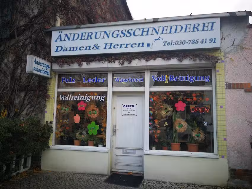 Schneiderei Soldatenco Aia