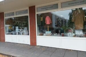 Second-Hand-Shop &Auml;nderungsschneiderei Amin