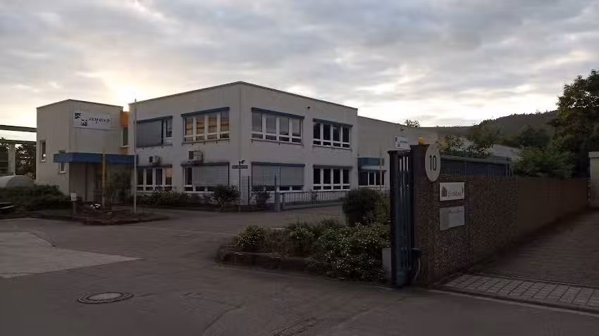 Seifried-Zahnr&auml;der, Inhaber Horst Schneider & Co. Getriebebau GmbH