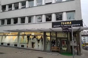 SESECOUTURE Stuttgart / &Auml;nderungsschneiderei f&uuml;r Brautkleider