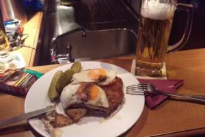 Sportsbar Zentraleck &ndash; Roland Schneider