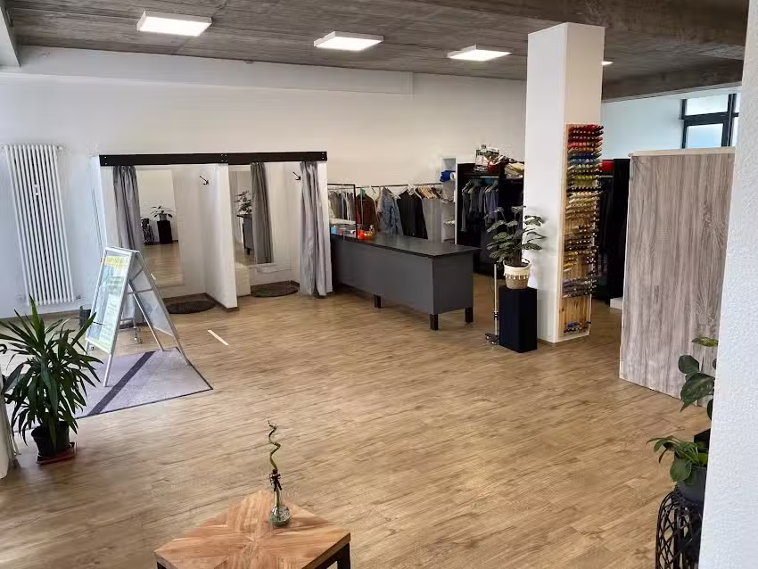 Stadt &ndash; Schneiderei