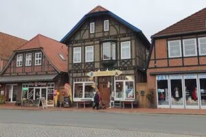 T&T textilien Haushaltswaren Geschenkartikel &Auml;nderungsschneiderei