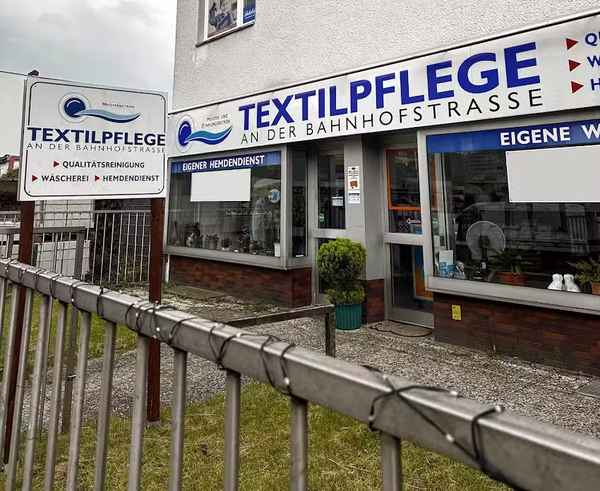 Textilpflege an der Bahnhofstra&szlig;e