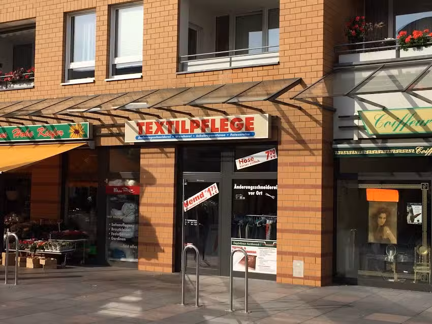 Textilpflege & &Auml;nderungsschneiderei am Rathausmarkt