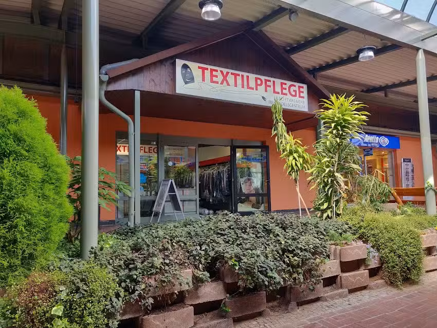 Textilpflege im Handelscentrum Strausberg Inh. Michella-Ren&eacute; Lewicki