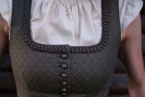 Trachtenwerk Meisterschneiderei Barbara R&ouml;pfl