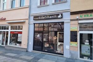 vonEdelmann Ma&szlig;kleidung GmbH & Co KG